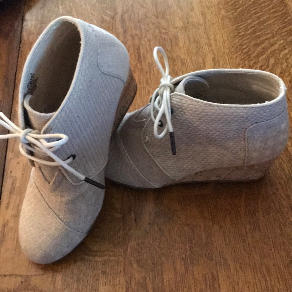 Toms Booties
